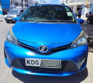 Toyota Vitz 2015 Blue