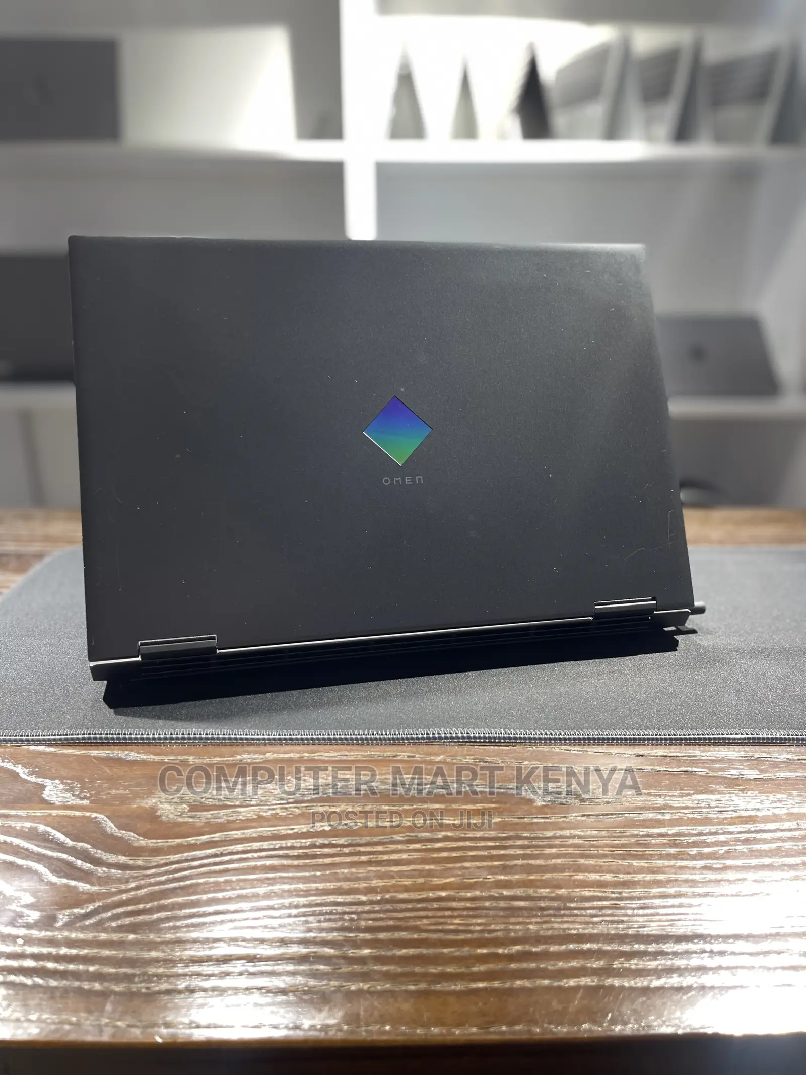 Laptop HP Omen 15 16GB AMD Ryzen 7 SSD 512GB