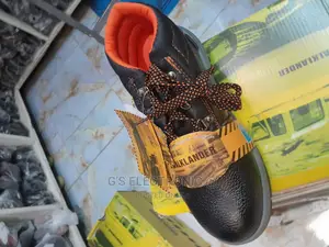 Safety Boots( Rockrander All Seasons 39-45)