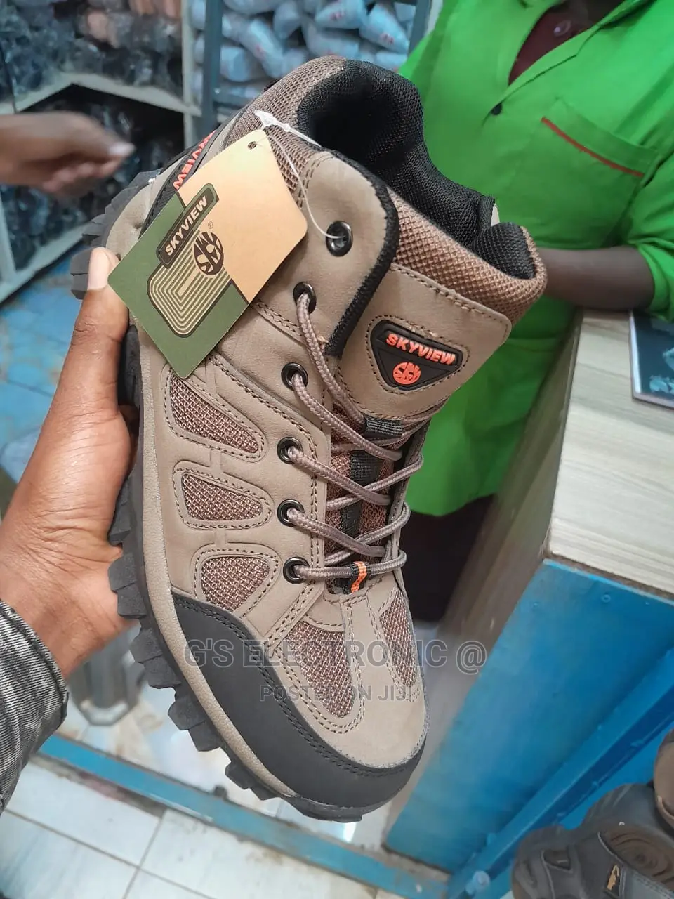 Hiking Boots( Size 40-45 Skyviwe) +