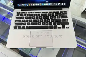 Laptop Apple MacBook Pro 2015 8GB Intel Core I5 SSD 256GB