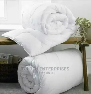 4pc White Duvets, 1 Duvet, 1 Sheet, 2 Pillowcases
5*6