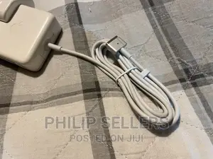 Apple Genuine 45W Magsafe 2 A1436 Power Adapter for Macbook