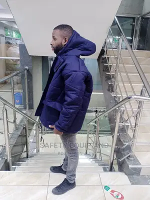 Cold Room Jacket/ Navy Blue
