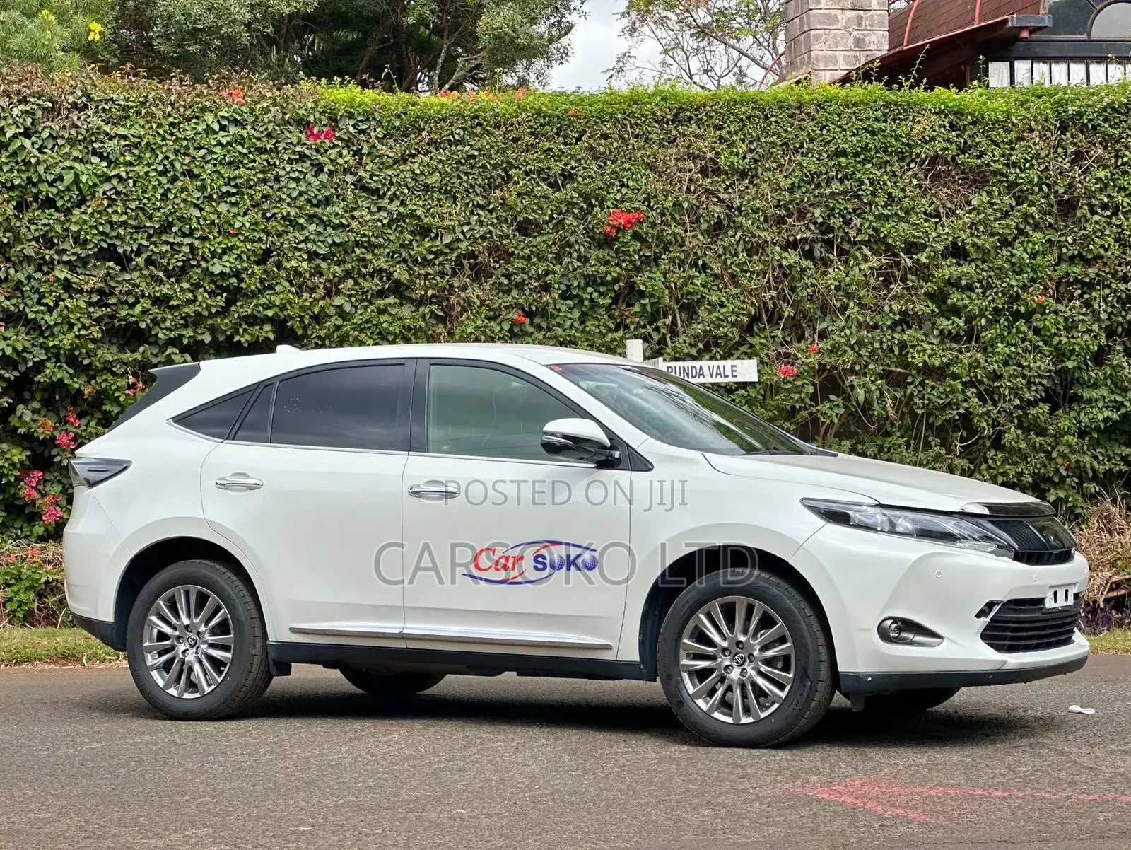Toyota Harrier 2016 White