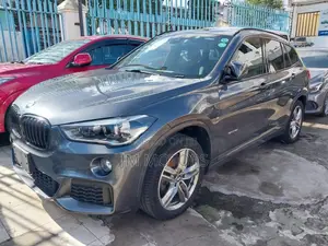 BMW X1 xDrive28i AWD 2016 Gray