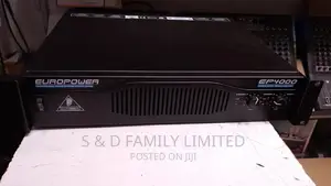 Behringer EP4000 Amplifier