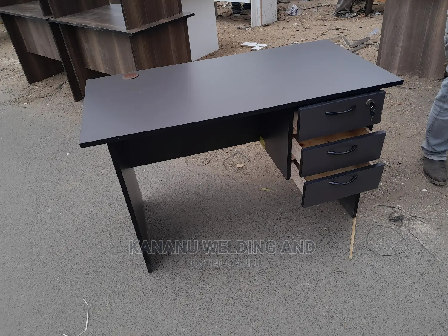Office Desk