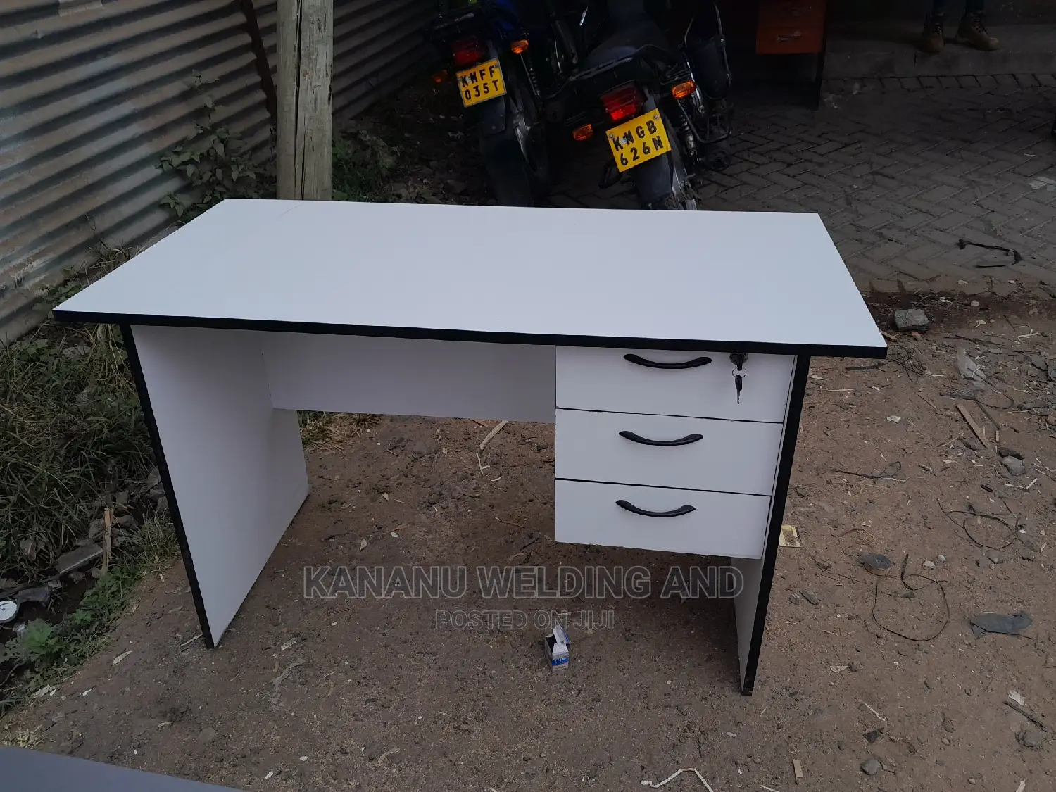 Office Desk