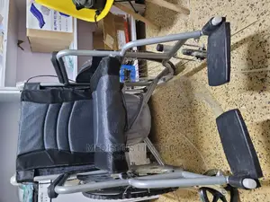 Wheelchair Commode With Honey Comb Seat