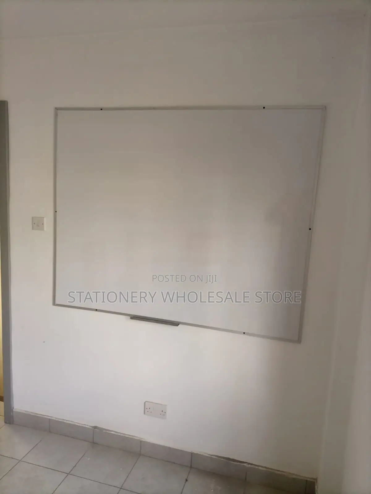 Whiteboard – White Board for Schools 1.2m X 1.2m Heavy Duty