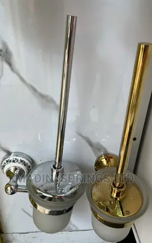 Luxurious Toilet Brush Cleaners With Holders(Wall Mounted)