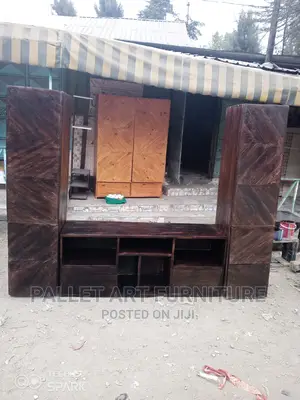 Pallet Tv Stand With Carbinate