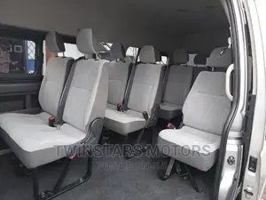 Toyota HiAce 2017 Beige