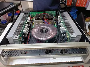 Yamaha Power Amplifier P7000S