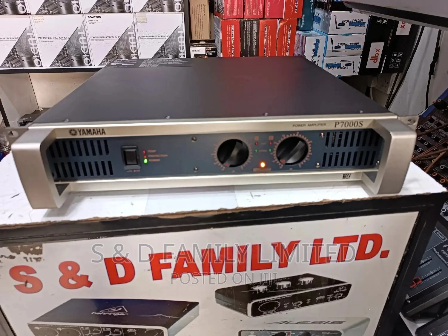 Yamaha Power Amplifier P7000S