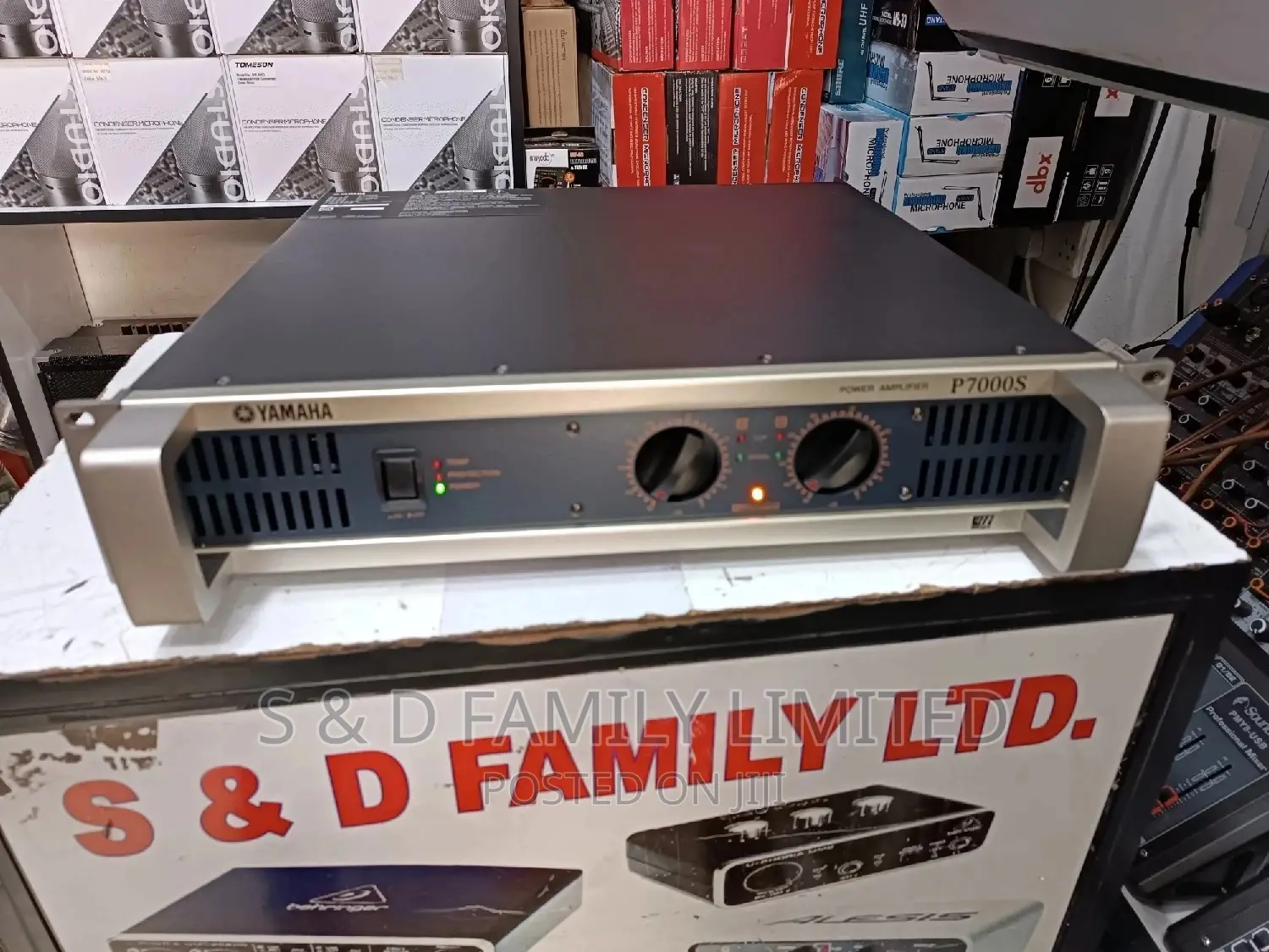 Yamaha Power Amplifier P7000S