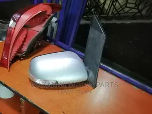 Toyota Isis 2004/2010 Side Mirror With Indicator, Ex Japan