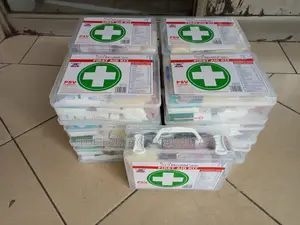 First Aid Kit. MEDIUM.