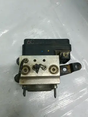 Toyota Hilux/Vigo ABS/ Actuator