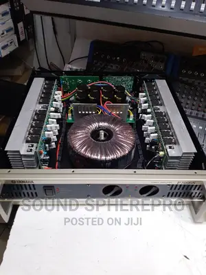 Ym PS7000S Amplifier