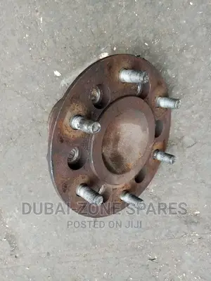 Front Wheel Hub Nissan Caravan Zd30 Available.