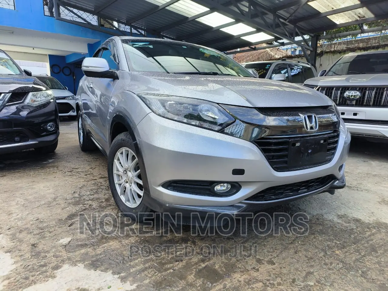 Honda Vezel 2016 Silver