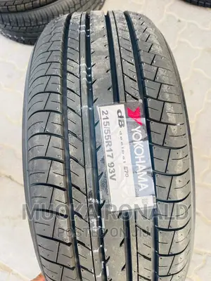 215/55r17 Yokohama Tyre