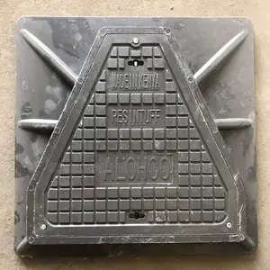 Resinturf Triangular Manhole Cover -700*700mm
