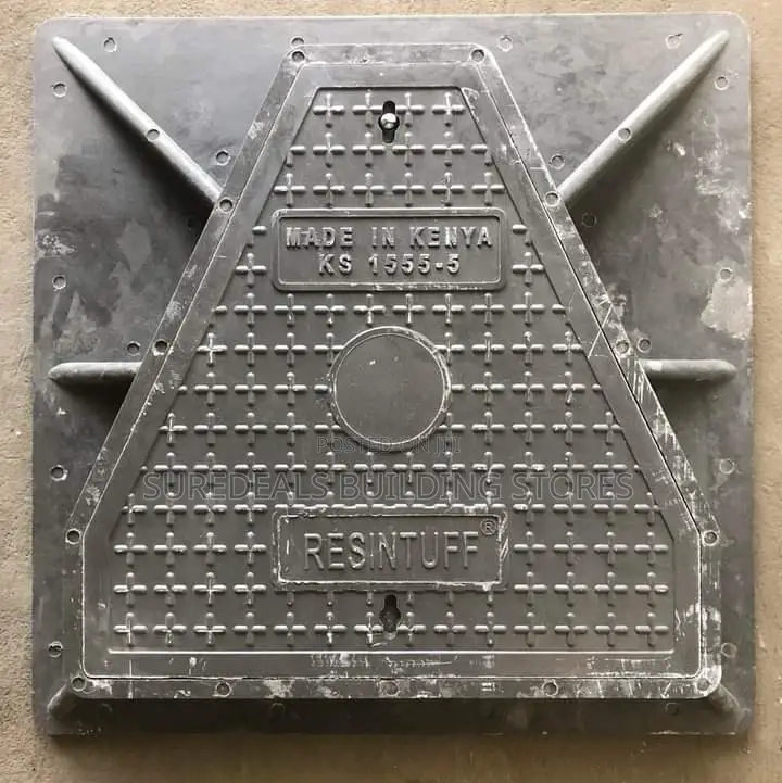 Resinturf Triangular Manhole Cover -700*700mm
