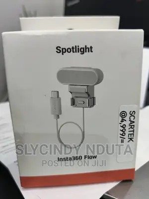 Insta360 Flow Spotlight