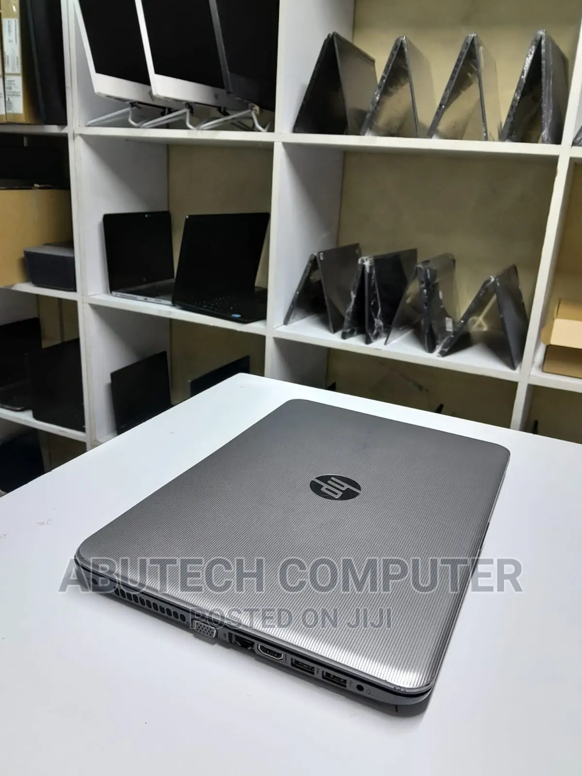 Laptop HP 14-Dq1025cl 4GB Intel Celeron HDD 500GB