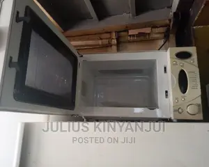 Microwave 250l
