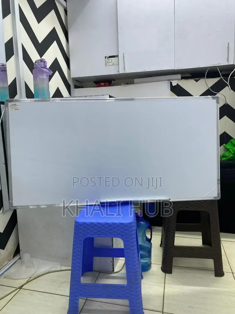 Whiteboard 4ft by 2ft