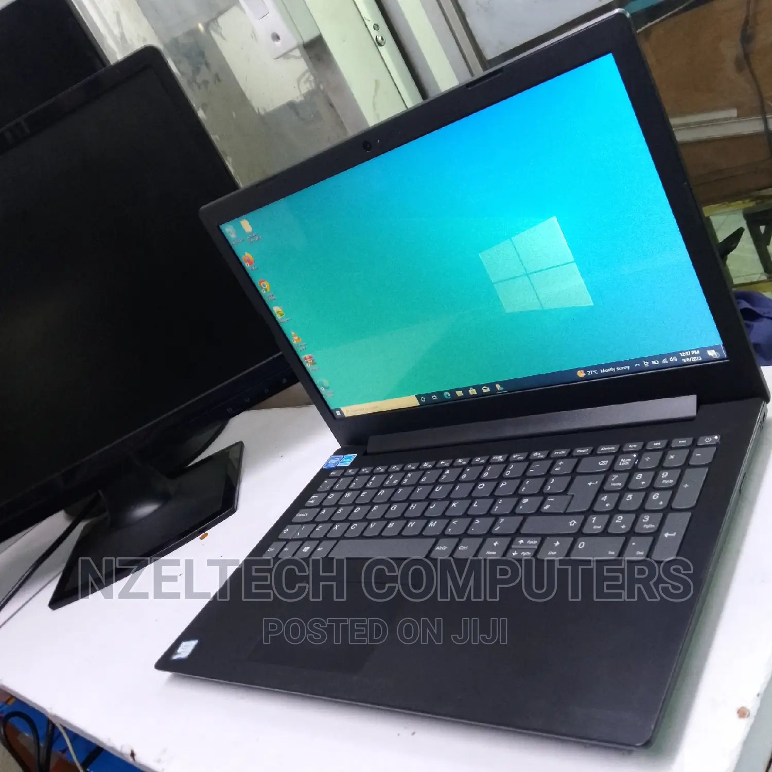 Laptop Lenovo IdeaPad 130 8GB Intel Core I5 HDD 1T