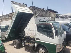 Mitsubishi Fuso Canter Tipper