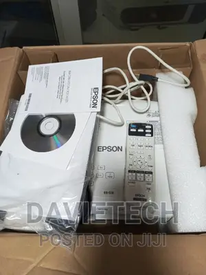 Brand New EPSON Eb S18 Projector