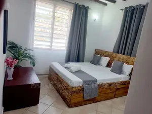 Classic 5 by 6 Bed With Drawers