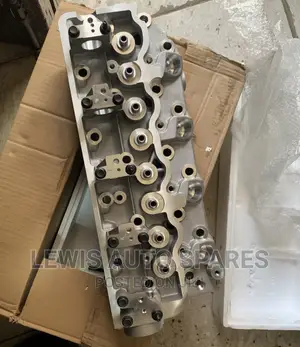 4D56 Cylinder Head