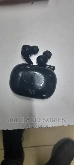 JBL Earbuds Bass Boosted