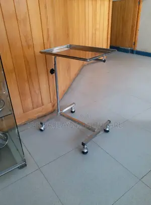 Hospital Mayo Trolley.