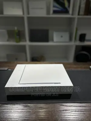 New Laptop Apple MacBook Air 8GB Apple M1 SSD 256GB