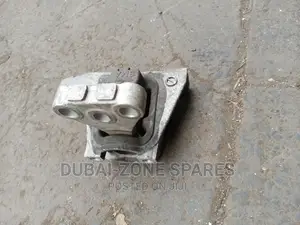 Honda Cross Road,Cr-V, Re-4 Gearbox Mount Available.