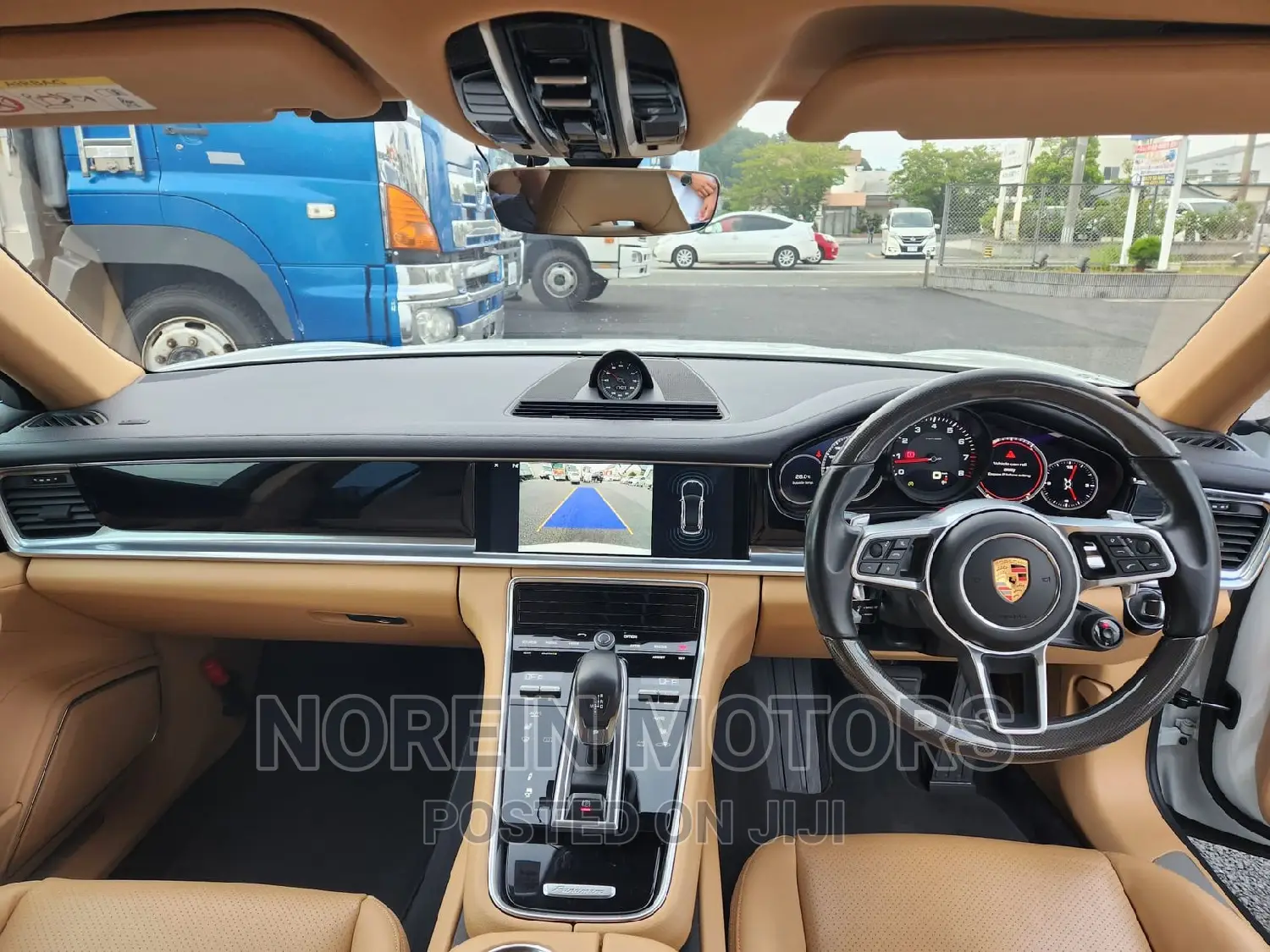 Porsche Cayenne 2018 White