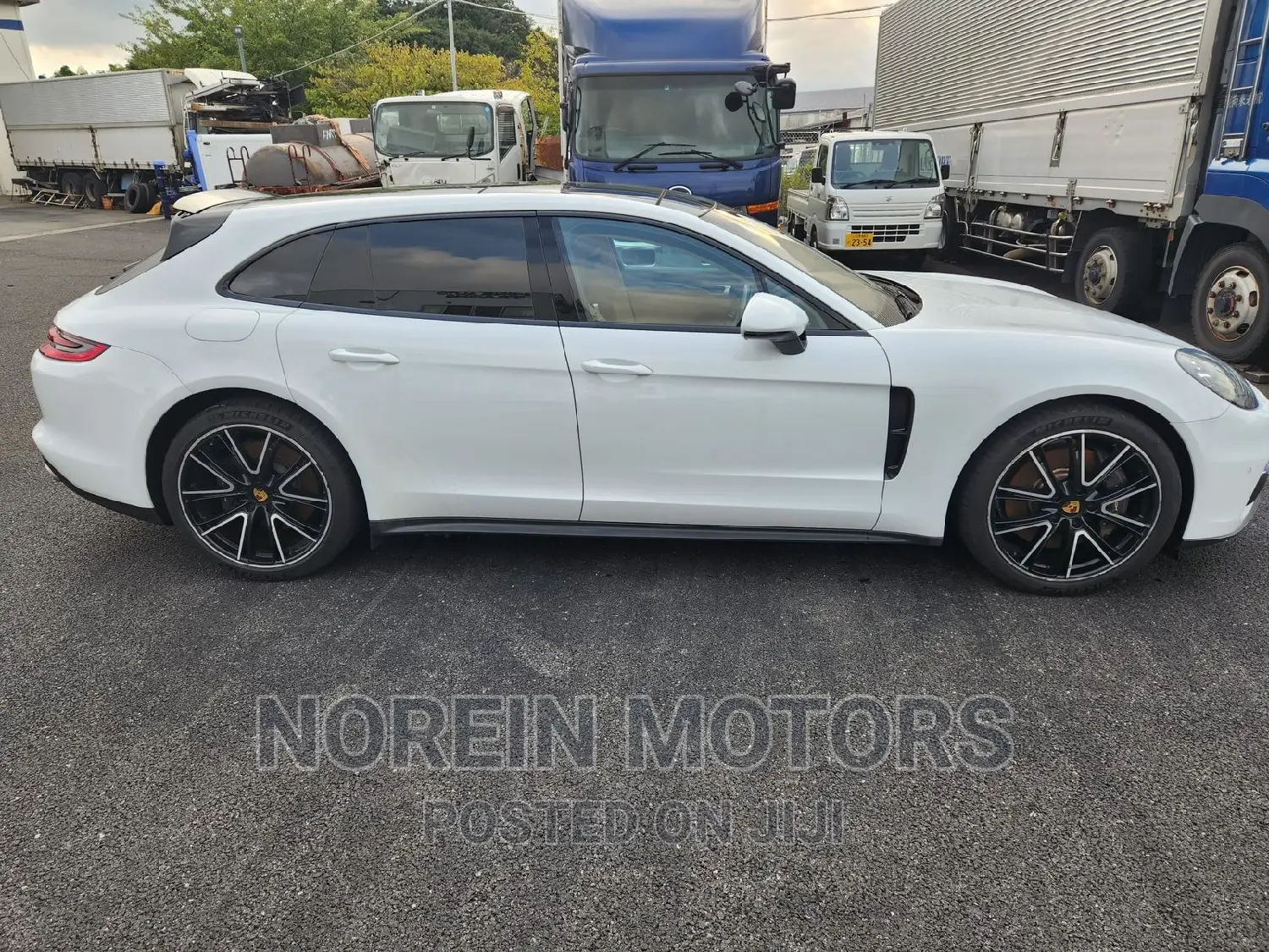 Porsche Cayenne 2018 White