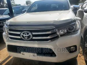 Toyota Hilux 2016 White