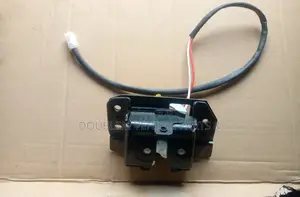Bootlock Toyota Hiace 1993,1994 Onwards Shark/5l Boot Lock