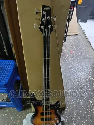 Bass Guitar Ibanez 5 String Sunburst C