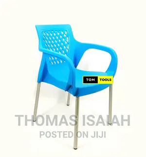 Light Blue Strong Comfortable Plastic Chair With Metal Tubin
