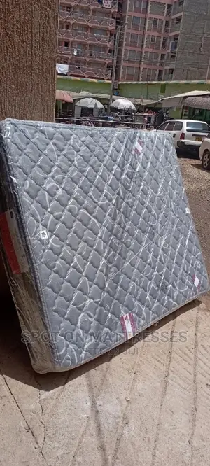 Bobmil Maharaja Pillowtop (5×6) 10inch Spring Mattress